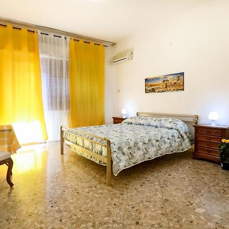 A Casa Di Fra' Bed & Breakfast Palermo Exterior photo